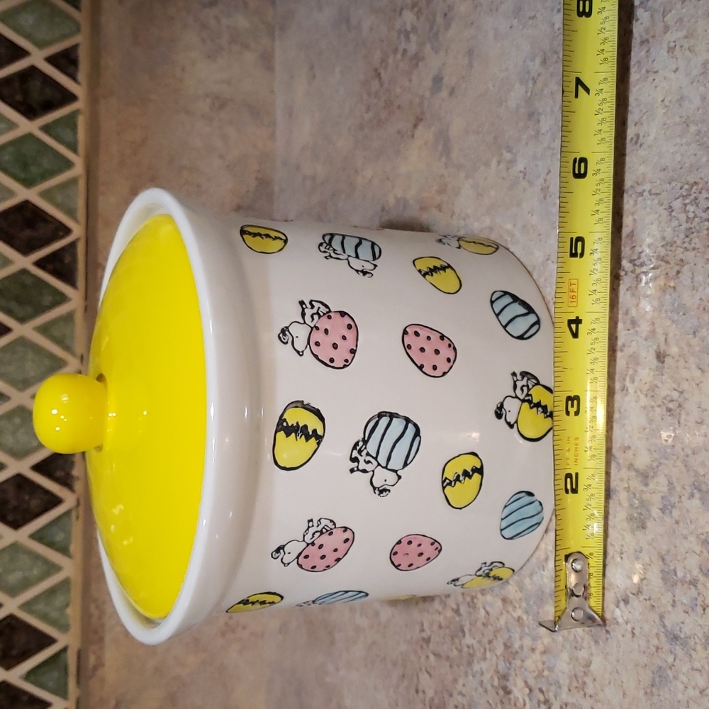 Peanuts Snoopy Easter Spring Canister With Canary Yellow Lid Decorated Eggs